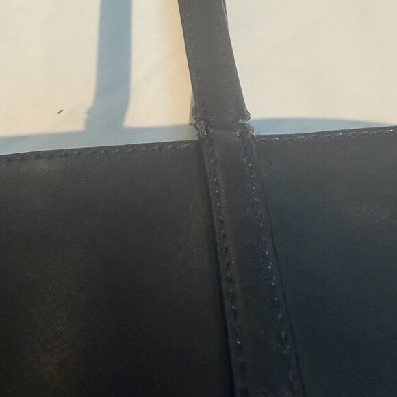 Kate Spade Black Leather Tote - Great for Work 💼 - Picture 10 of 10